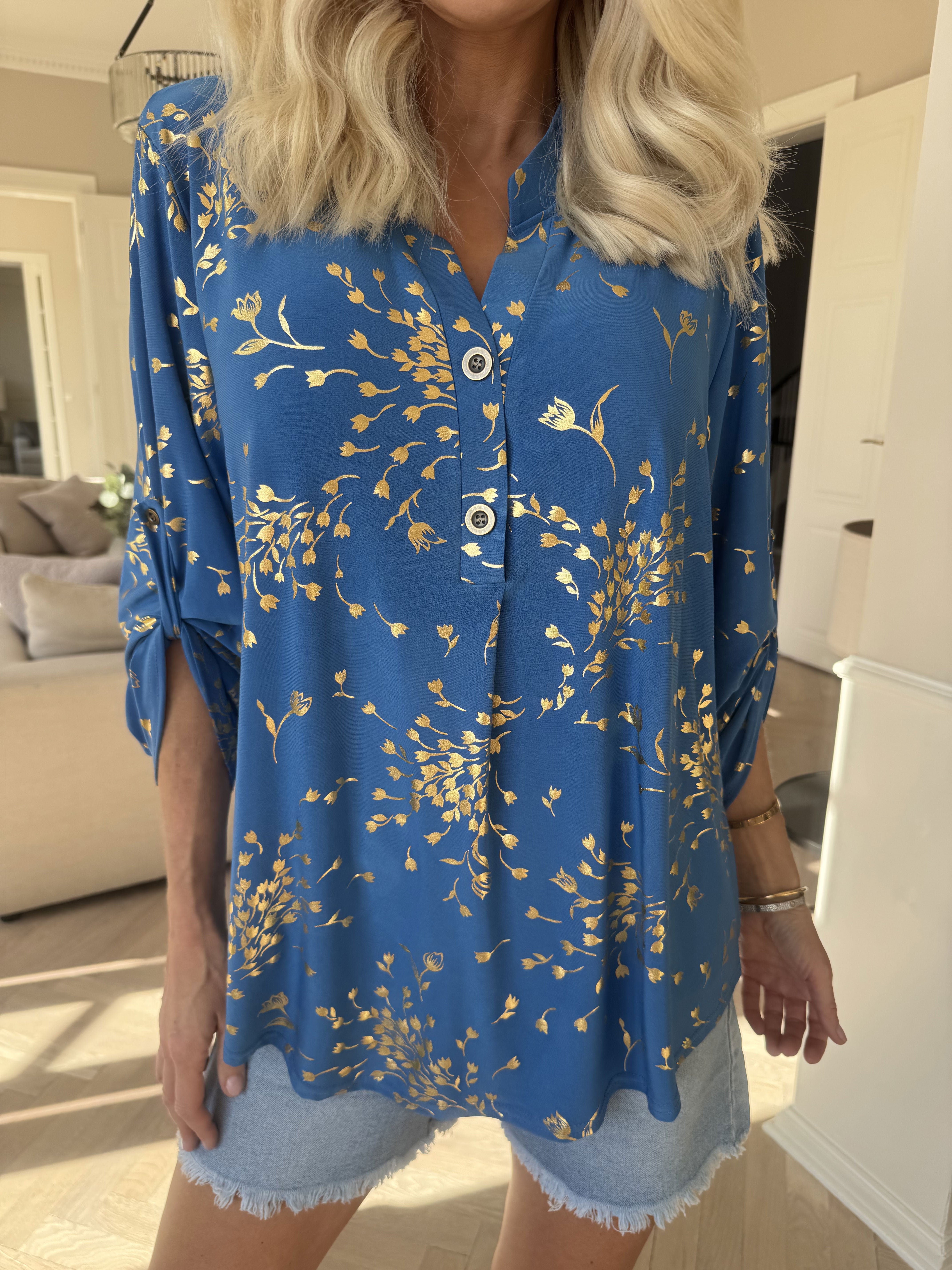 Ebba Gold Leaf Shirt - Elastisk blus mönstrad med bladguld
